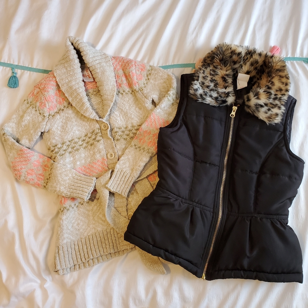Girls Sweater and Puffer Vest Black Gold Knitted